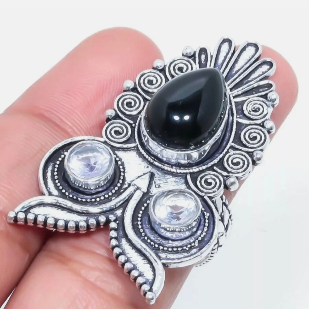 New Mystical Owl Black Onyx & White Topaz 925 Silver Ring.